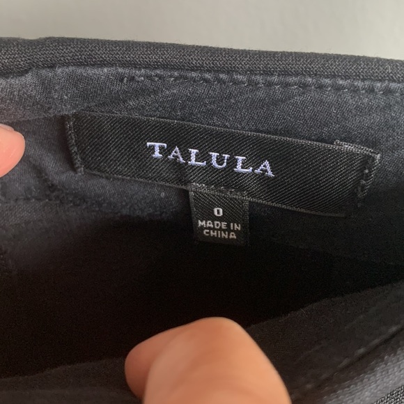 Talula black Skort with pockets in size 0 - Picture 6 of 6